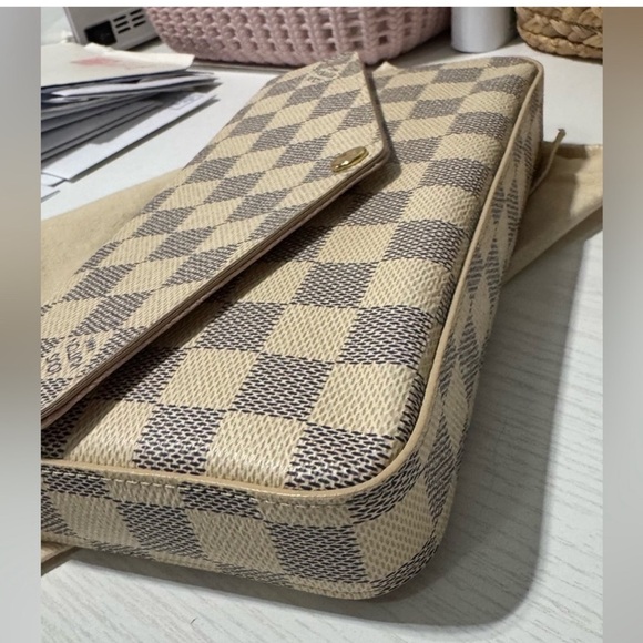 Louis Vuitton Damier Azur Felicie Handbag - Picture 12 of 16